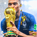 Kylian Mbappé, Menjadi Penerus Messi atau Ronaldo?