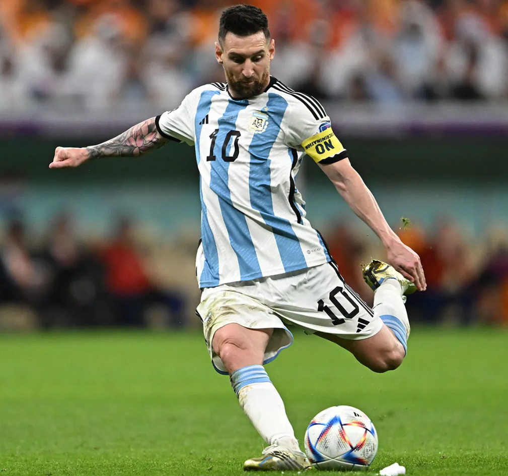 pemain-sepak-bola-yang-jago-dribbling