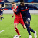 manchester-united-dan-newcastle-incar-striker-psg