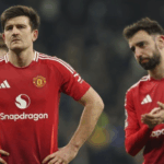 mu-gila-gilaan-membeli-pemain-akankah-hujan-trofi-musim-ini