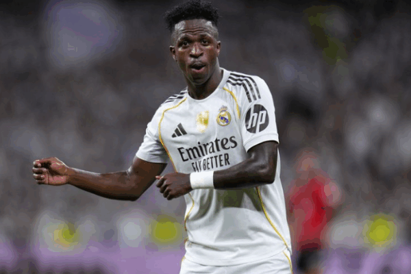 vinicius-jr-sebut-dirinya-ingin-keluar-dari-real-madrid