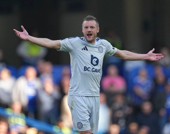 jamie-vardy-buat-kejutan-besar-di-serie-a