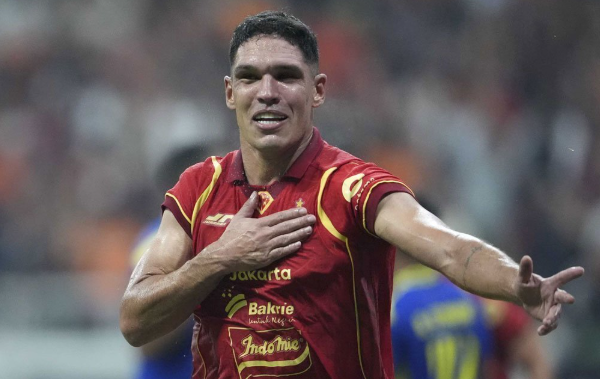 van-basty-sousa-dihukum-usai-jari-tengah