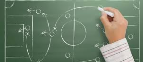 Analisis Taktik Sepakbola Strategi Baru Yang Efektif